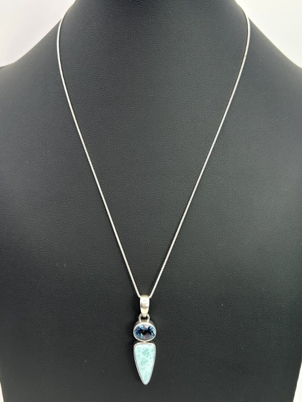 925 Sterling Silver Blue Topaz Pendant Necklace Artisan 8g 18-20 Adjustable